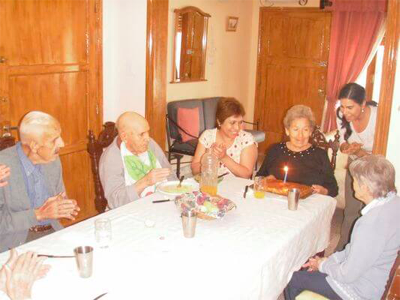 Ambiente cálido y familiar para residentes