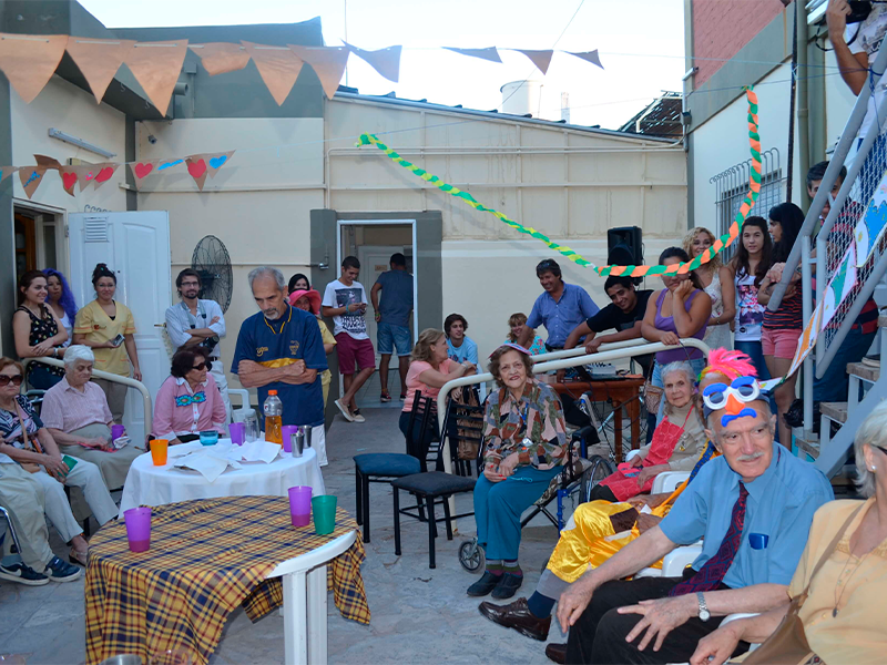 Actividades recreativas para residentes