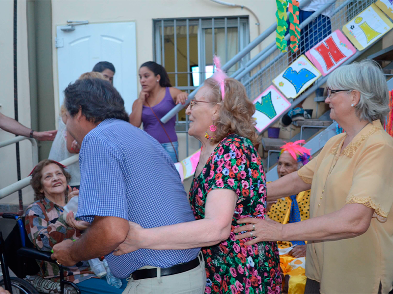 Cuidado integral del adulto mayor